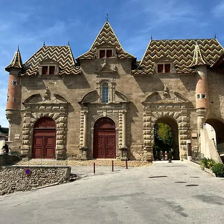 Le Domaine De La Bourne Et Sa Piscine Saint-Just-de-Claix