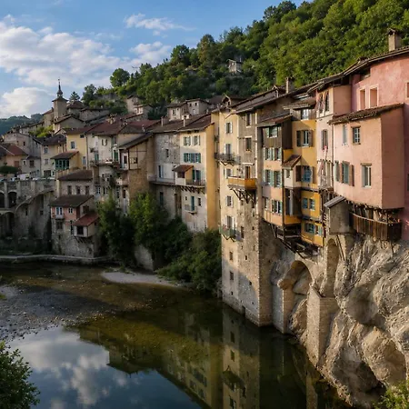 Le Domaine De La Bourne Et Sa Piscine Villa *
